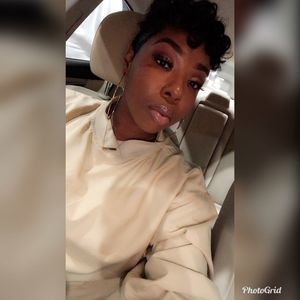 Meet your Posher, Briana